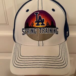 Dodgers Signed Justin Turner dodger spring training hat, new hat, never worn.